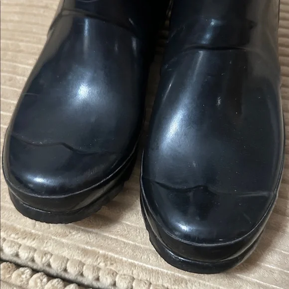 Hunter Glossy Black Short Waterproof Boots size 5 women’s - Picture 7 of 12